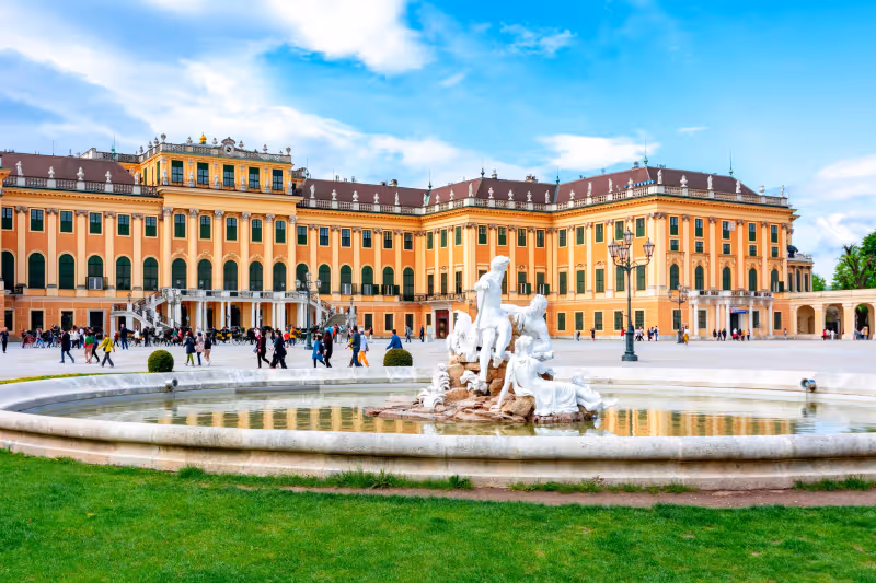 Skip-the-Line Schönbrunn Palace and Gardens Tour